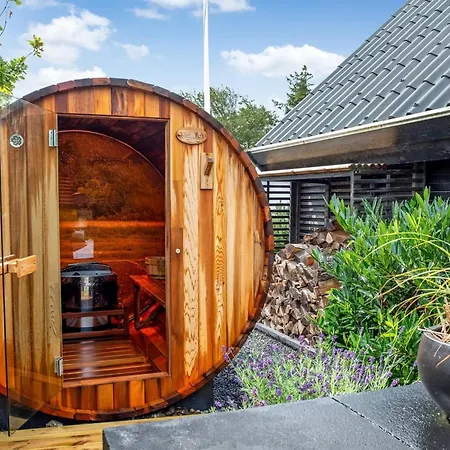 Дом отдыха Solfrid - 150m From The Sea By Interhome *