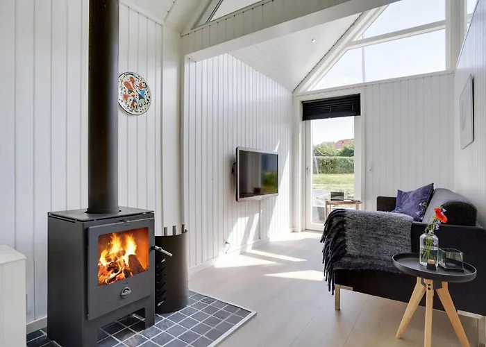 펜션 Solfrid - 150m From The Sea By Interhome 에스비에르