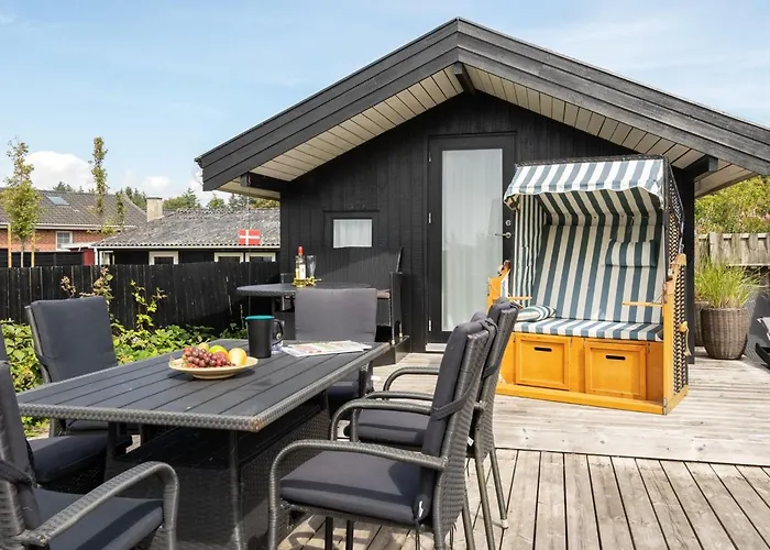 Solfrid - 150m From The Sea By Interhome 펜션 *